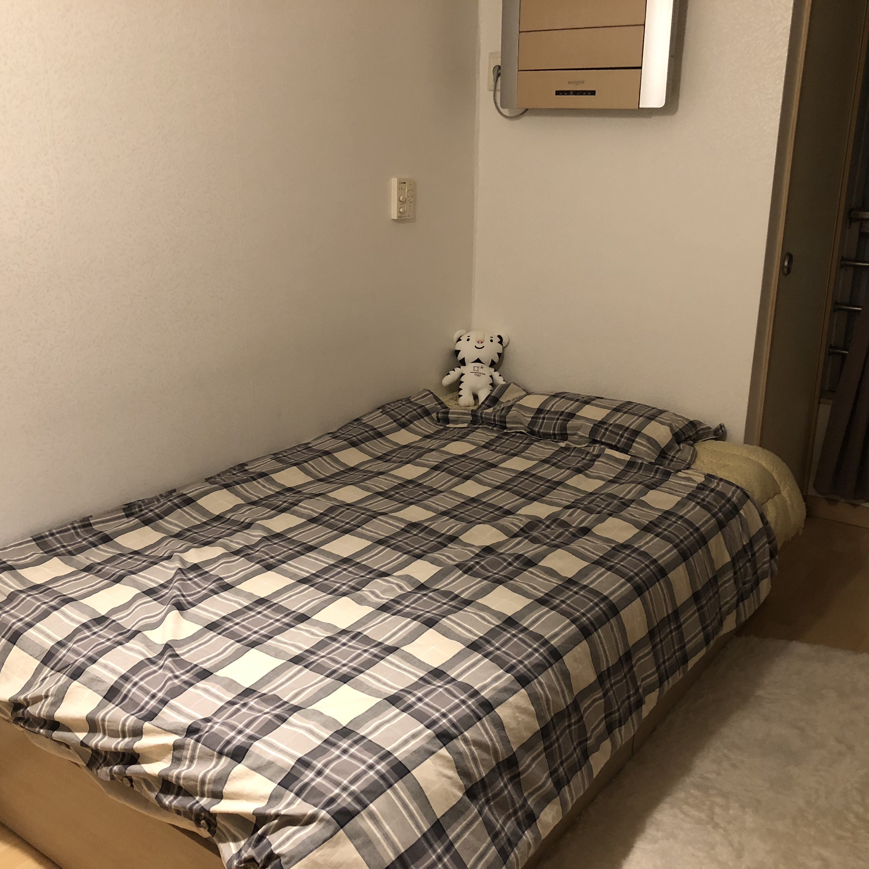 꾸미기 - 대학생의 단촐한 자취방 겨울맞이