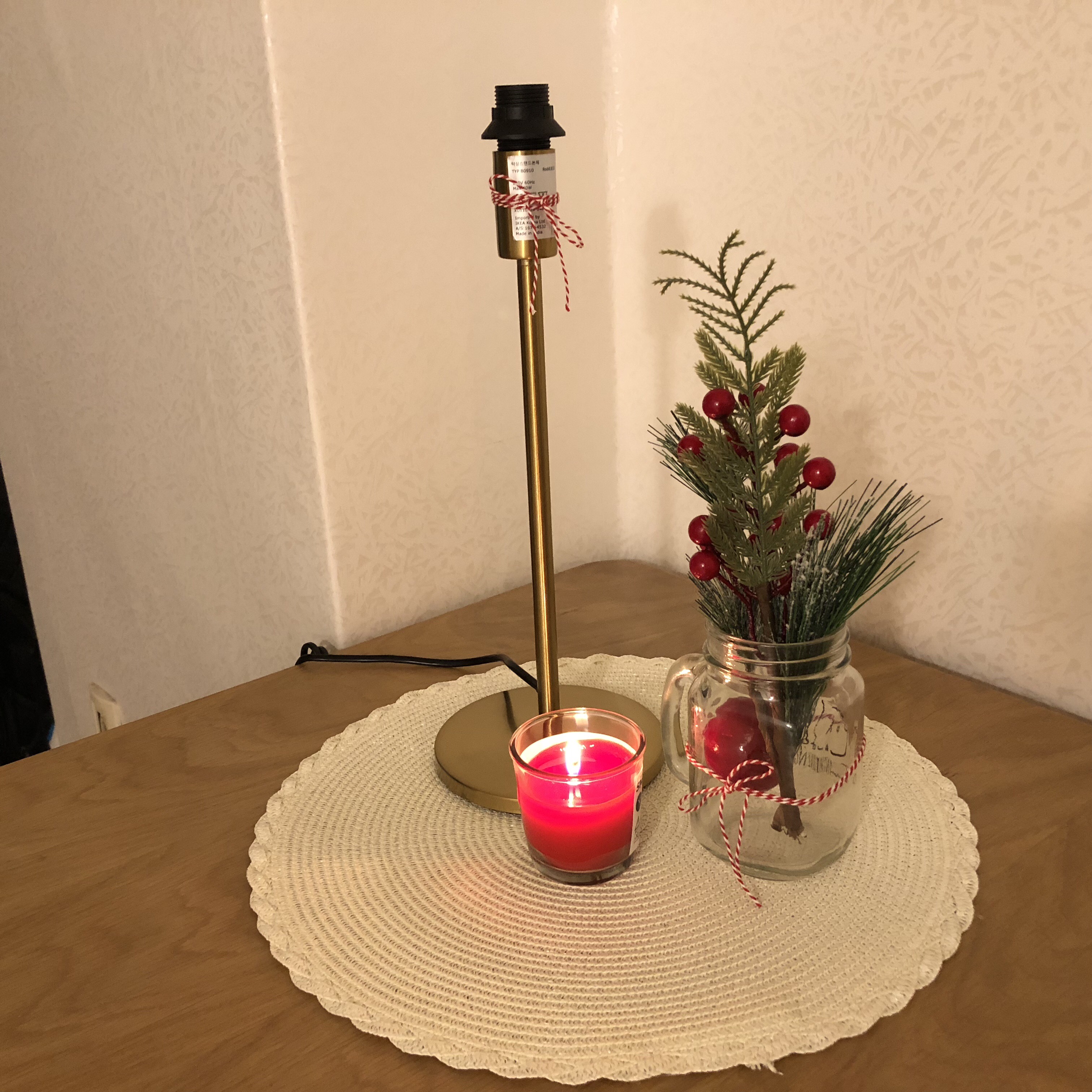 꾸미기 - 대학생의 단촐한 자취방 겨울맞이