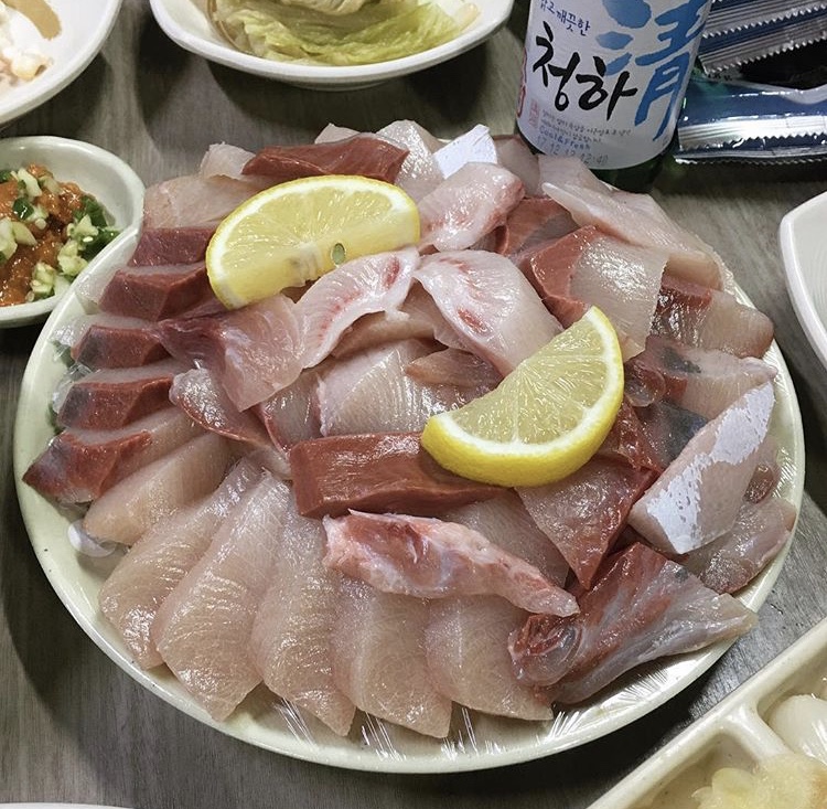 ★(후기) - 날 음식 좋아하는 나토리의 추천(육회, 회, 해산물)+수산시장 팁