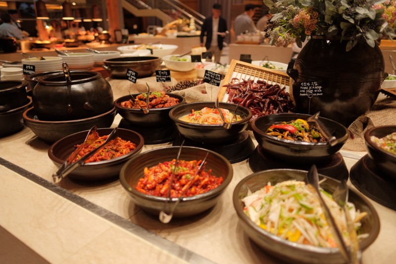 이슈/유머 - 아는 사람은 다 안다는 결혼식 뷔페 맛집 .jpg